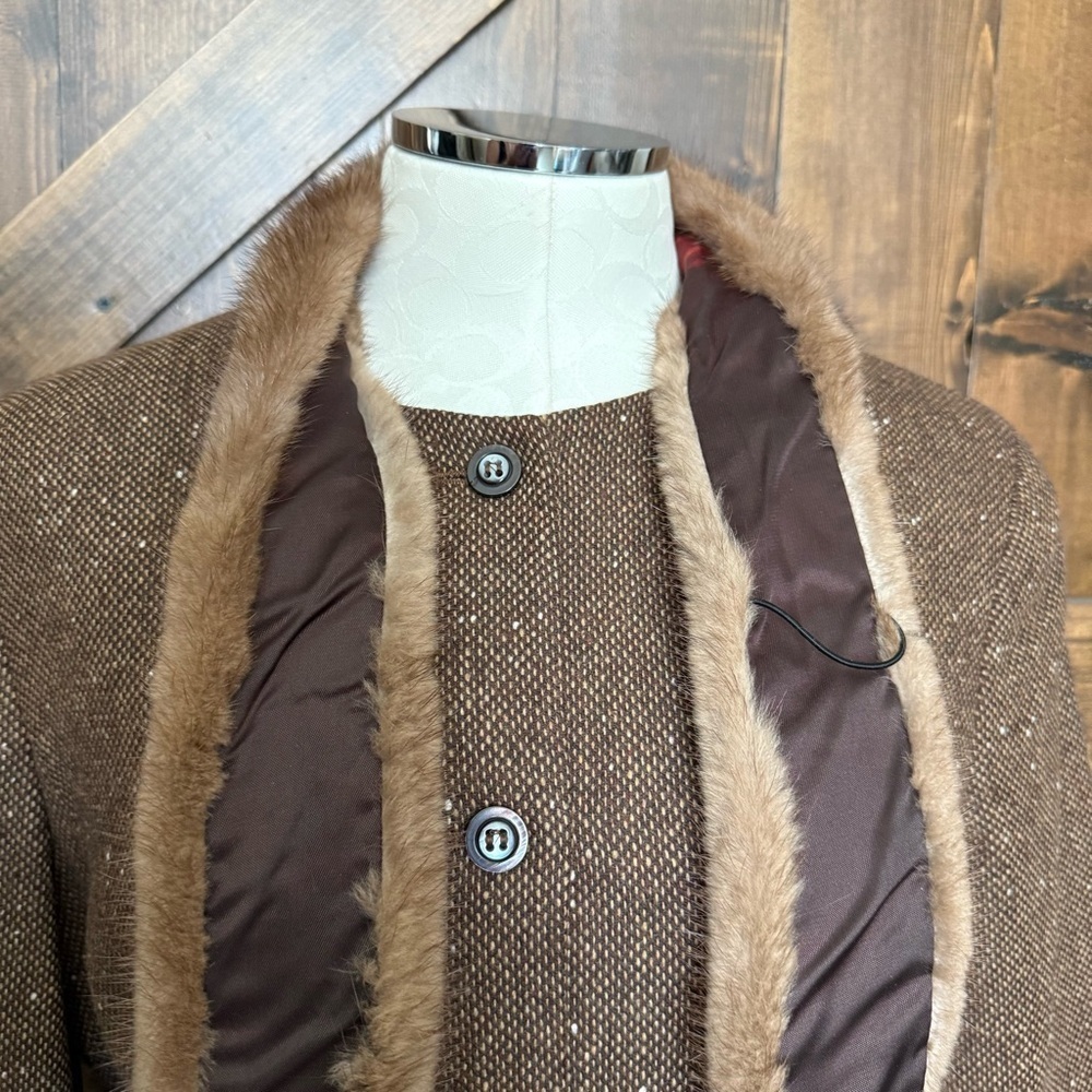 Vintage NOVIELLO BLOOM Wool Blend Mink Collar 2 Piece Blazer & Skirt Size 12 - Picture 7 of 15